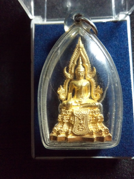 พระพุทธชินราช (มหาสะท้อน มหาลาภ ปราบไพรี)  วัดพืชอุดม.......เนื้อเงิน ชุบทองคำแท้  เคาะเดียว