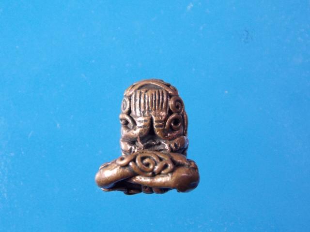 พระปิดตายันต์ยุ่ง เนื้อนวะ รุ่นแรก พระอาจารย์สมคิด (นะดี)    เคาะแรกแดงครับ