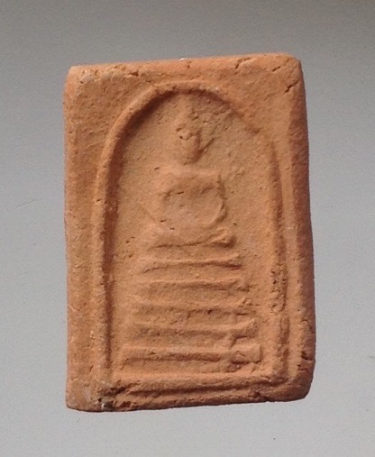 พระคะแนน เนื้อดินเผา หลวงพ่อสม วัดดอนบุบผาราม จ.สุพรรณบุรี ปี2513 (หลวงพ่อมุ่ย วัดดอนไร่ ร่วมเสก) 