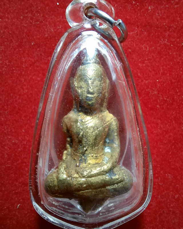 พระยอดธง สมัยอยุธยา หน้าตัก 2ซม.สูง4 ซม.