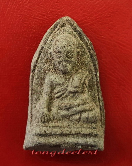 พระหลวงพ่อทวดนวล วัดตุยง จ.ปัตตานี รุ่นแรก ปี 2507 เนื้อว่าน สวยมากค่ะ