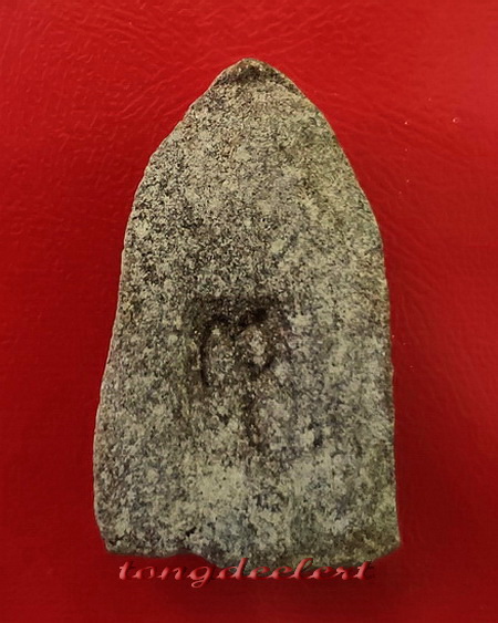 พระหลวงพ่อทวดนวล วัดตุยง จ.ปัตตานี รุ่นแรก ปี 2507 เนื้อว่าน สวยมากค่ะ