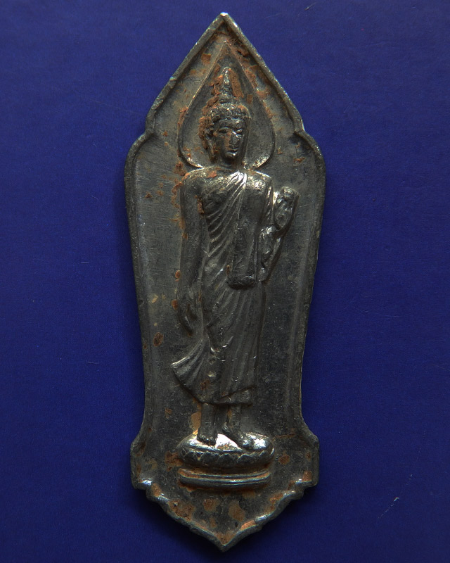 23.พระลีลา 25 พุทธศตวรรษ เนื้อชิน พิมพ์พระศกจุด คราบปลวก