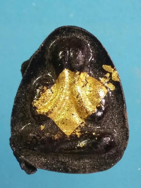 พระปิดตาหลังยันต์   ไม่ทราบวัด เคาะเดียวครับ