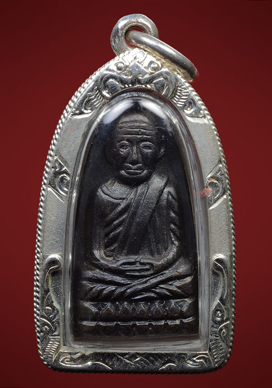 พระหลวงปู่ทวด รุ่นทะเลซุง พิมพ์ซุ้มกอ(หลังรุ่น๑) เนื้อโลหะ ปี2508