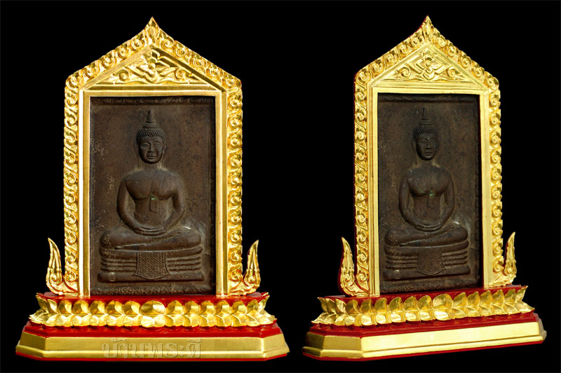 กรอบพระบูชา ฐานพระบูชา ซุ้มใส่วัตถุมงคลต่างๆ ทุกชนิด วัสดุทำจากไม้สักแท้ ปิดด้วยทองคำแท้ ฝีมือปราณีต