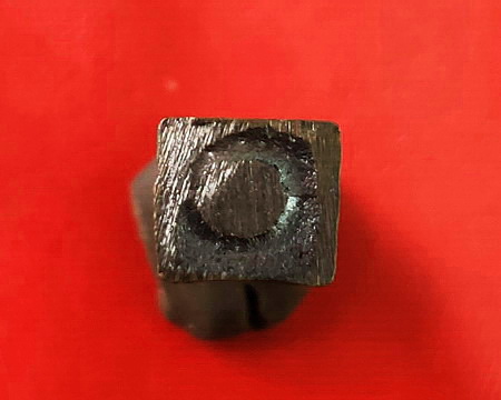 รูปหล่อหลวงพ่อวัดบ้านแหลม หลวงปู่หลิว ปี 2539 ขนาดห้อยคอ พิมพ์เล็ก หายาก สวยมากค่ะ