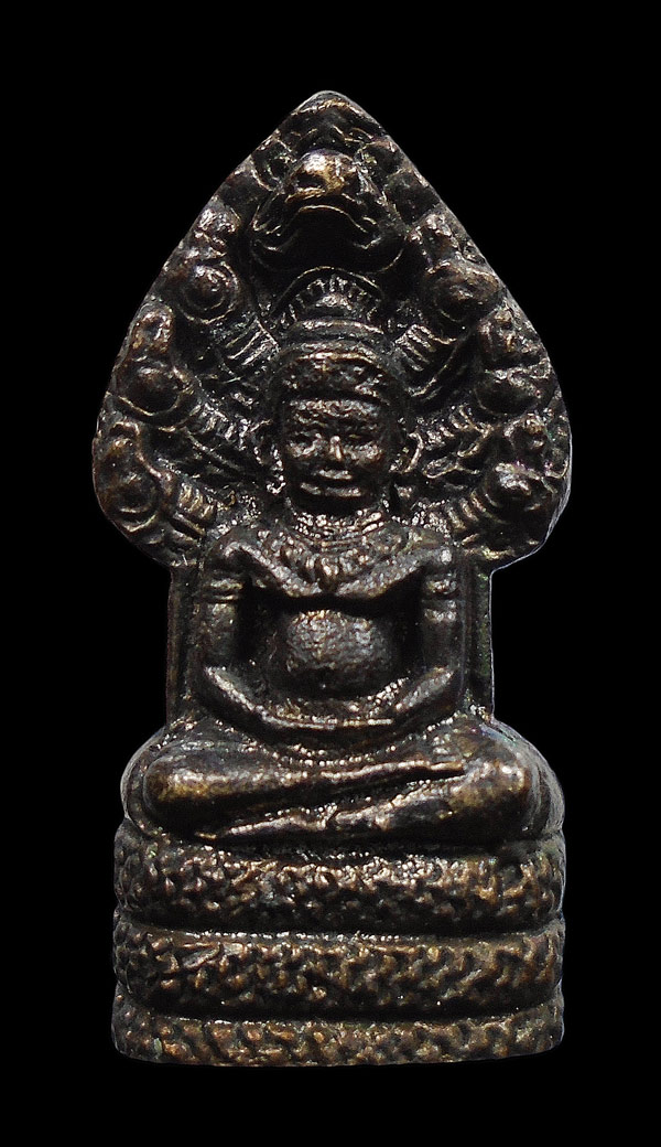 30บาท....พระนาคปรก พลังยันต์...810