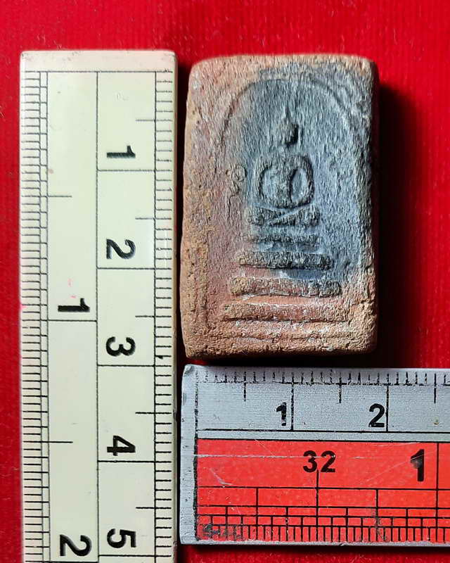 สมเด็จ ข้างอุ เนื้อดิน หลวงพ่อเงิน วัดบางคลาน จ.พิจิตร แตกกรุที่วัดห้วยเขน