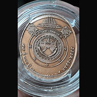 เหรียญพระพุทธมงคลวิถีมหาชนโสตถีอภิวาทม์ 100ปี กรมทางหลวง ปี2555 พร้อมกล่อง