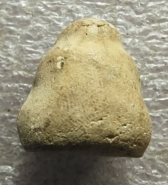 พระปิดตาเนื้อผงเก่าๆครับ