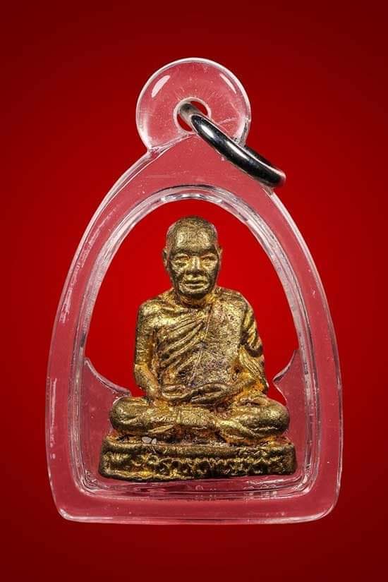 รูปหล่อ หลวงพ่อสนิท วัดลำบัวลอย รุ่นเสาร์ห้า ปี2536 เนื้อทองแดง ไม่ตอกโค๊ด มีเม็ดพระธาตุเสด็จ เลี่ยม