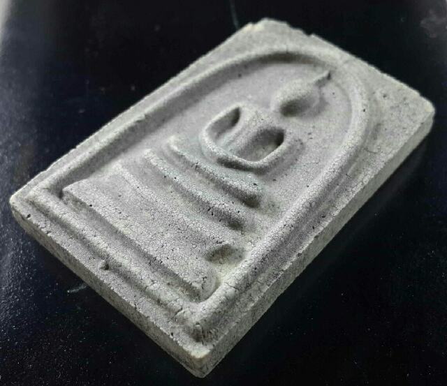 สมเด็จรุ่น 214 ปีชาตกาล สมเด็จโต พิมพ์เกศทะลุซุ้มแตกลายงา สีดำ