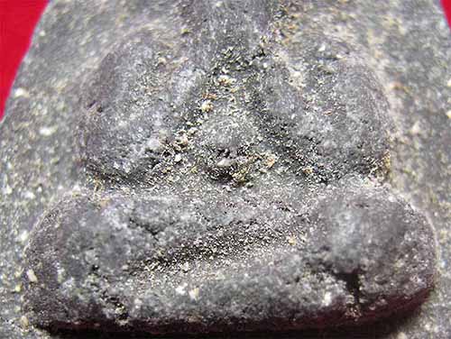 พระปิดตาหลวงปู่เฮี้ยง วัดป่าฯ พ.ศ.๒๕๐๘ พิมพ์ปีกกว้างหลังแบบ+บัตรรับรองพระแท้*85