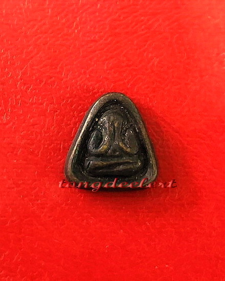 พระปิดตาหลังยันต์นะองค์จิ๋ว หลวงปู่ดี วัดเทวสังฆาราม(วัดเหนือ) จ.กาญจนบุรี สวยมากค่ะ