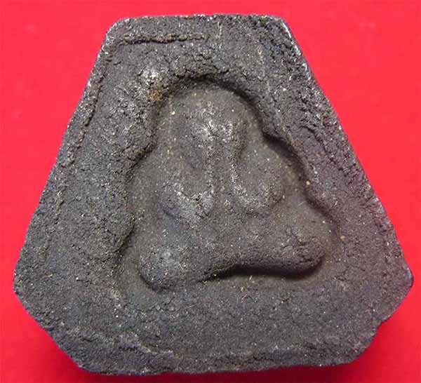 พระปิดตาหลวงปู่เฮี้ยง วัดป่าฯ พิมพ์ซุ้มเถาวัลย์สองหน้า(นิยม+หายาก)+บัตรรับรองพระแท้*110