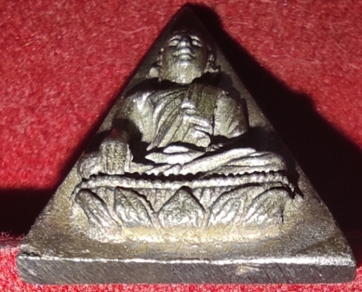 พระสมเด็จนางพญา สก.เนื้อเงิน+กล่องเดิม2