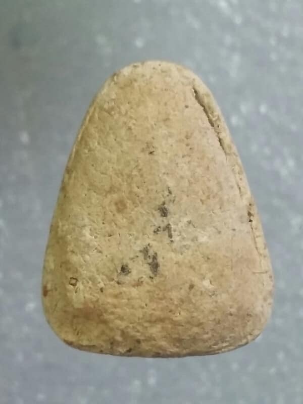 พระปิดตาองค์เล็ก    ไม่ทราบวัด  เคาะเดียวครับ