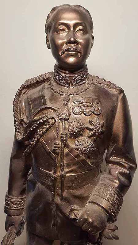 พระบรมรูปเสด็จพ่อ(ร.๕)ขนาดยักษ์ เนื้อทองสัมฤทธิ์รมมันปู สุดยอดพิธีแห่งอีสานเหนือ*ส125