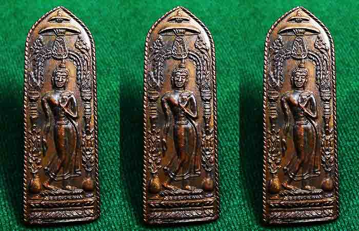 ***พระแท้ 3 องค์*** ...พระลีลากำแพงนิ้ว " หลวงปู่ดี วัดพระรูป จ. สุพรรณบุรี"  