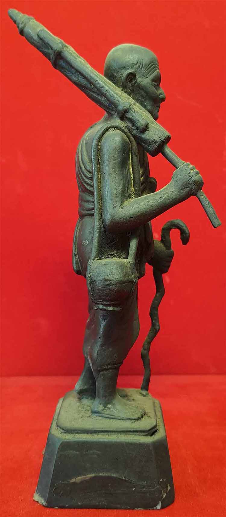 พระบูชาหลวงปู่ทวด วัดพะโคะ รุ่นแรก พ.ศ. ๒๕๑๕ สภาพสวยกริ๊บ+บัตรรับรองพระแท้*ส149