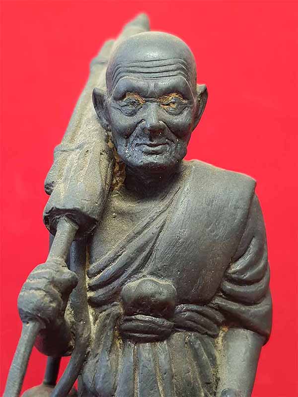 พระบูชาหลวงปู่ทวด วัดพะโคะ รุ่นแรก พ.ศ. ๒๕๑๕ สภาพสวยกริ๊บ+บัตรรับรองพระแท้*ส149