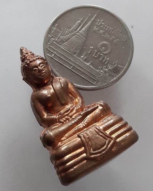 " พระกริ่ง หลวงพ่อโสธร เนื้อทองแดง ตอกเลข 1948 ไม่ทราบวัดที่สร้่าง กริ่งดังไม่ติดขัด สวยงามครับ "