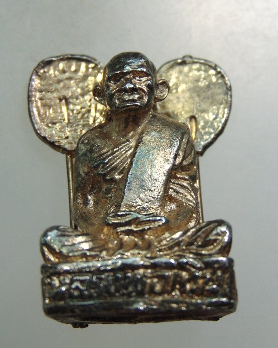 ๒๐ รูปหล่อหลวงพ่อเงิน วัดบางคลาน ยุคหลัง