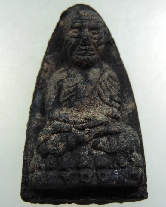 ๒๐ หลวงปู่ทวด เนื้อว่าน