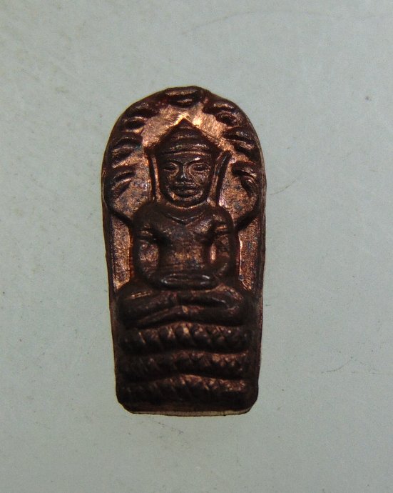 ๒๐ ปรกรุ่นแรกหลวงพ่อหลาย วัดนาจอมเทียน จ ชลบุรี