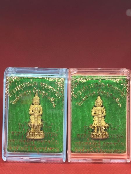 ท้าวเวสสุวรรณ พิมพ์เข่าตรง-เข่าย่อ เนื้อทองทิพย์ เจริญสุข63 หลวงพ่ออิฎฐ์ วัดจุฬามณี สมุทรสงคราม