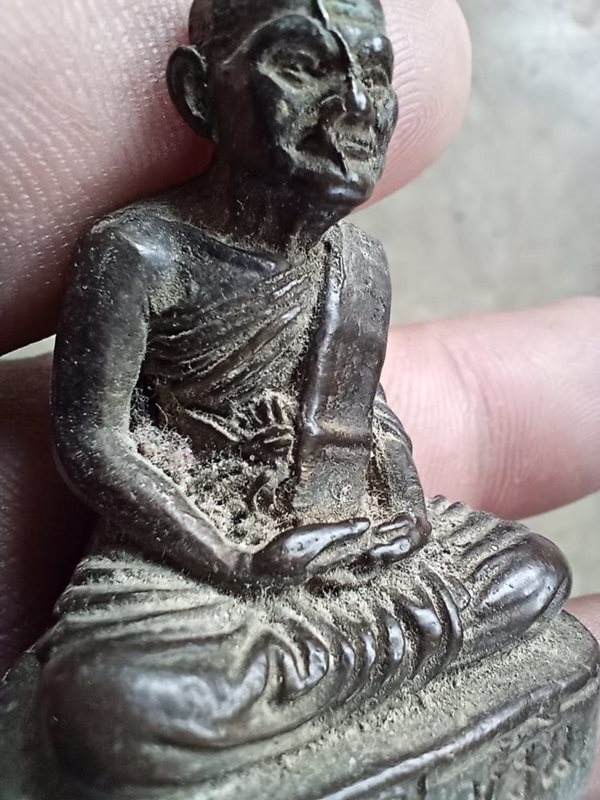 หลวงพ่อเงิน วัดบางคลาน หน้าตัก 1.5นิ้ว