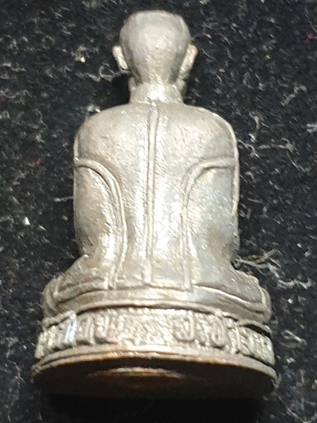 วัดขุนอินทประมูล  อ่างทอง  รูปหล่อ ขุนอินทประมูล