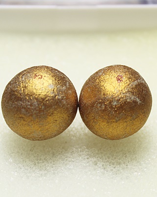 ลูกอมหลวงพ่อสาคร โค๊ตนะ  สวยๆ พร้อมซองเดิมๆ ราคาเคาะแรก