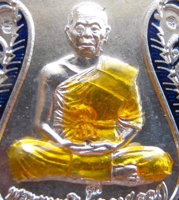 เหรียญเสมา รุ่นเลื่อนสมณศักดิ์ 2เทพ(ลพ.คูณ+ลพ.นวล)ปี2553 เนื้อเงิน หมายเลข3190พร้อมกล่องเดิม