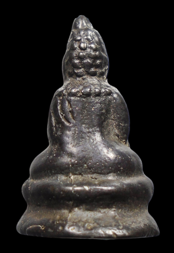 30บาท....รูปหล่อพระชัยวัฒน์...441
