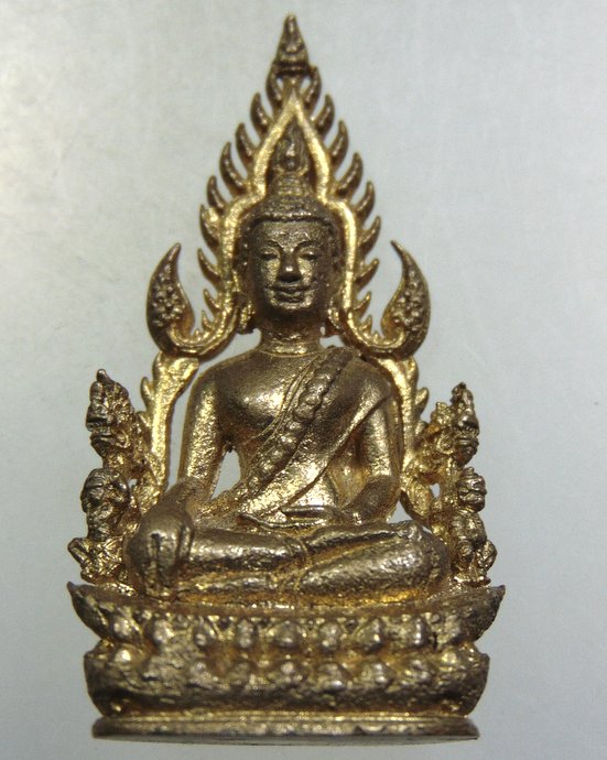 รูปหล่อพระพุทธชินราช กะไหล่ทอง