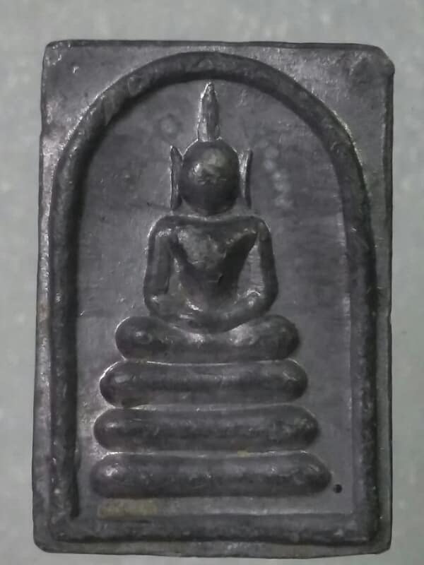 เหรียญสมเด็จเนื้อตะกั่ว หลวงพ่อเกษม วัดทองไทรนครปฐม เคาะเดียวครับ