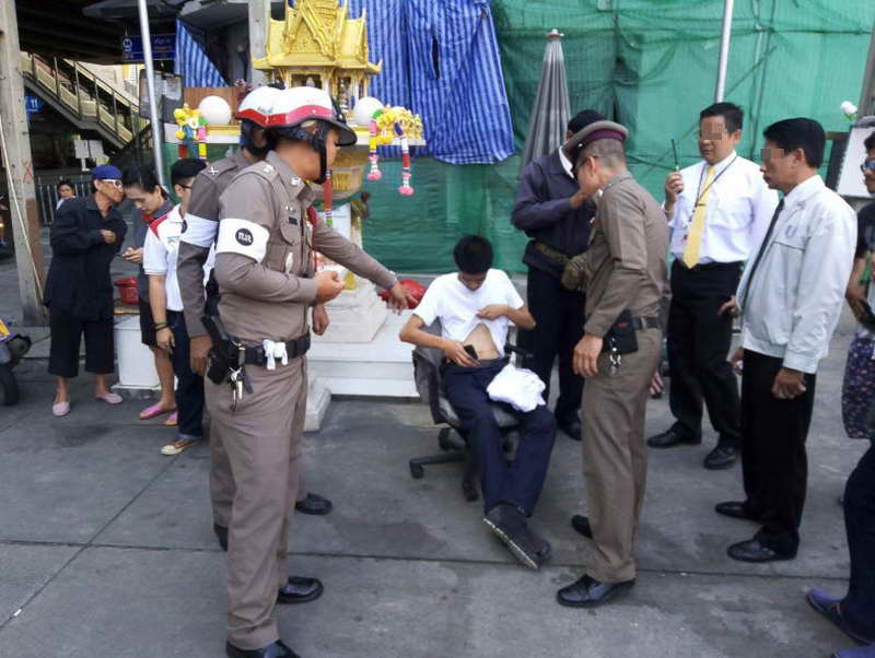 เหรียญในหลวงนั่งบัลลังค์ ฉลองครองราชย์ 50 ปี พ.ศ. 2539 เนื้ออัลปาก้า