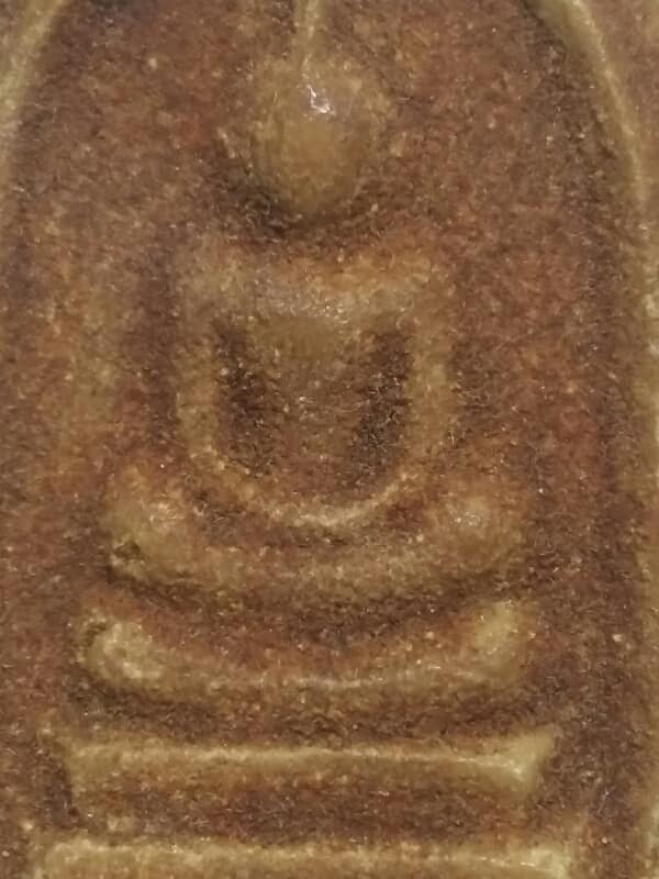 พระสมเด็จเนื้อผงน้ำมัน ไม่ทราบที่ เคาะเดียวครับ