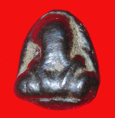 พระปิดตา เนื้อผงใบลานคลุกรัก อุปัชฌาย์เชย แห่งวัดโพธิ์ทองล่าง (อาจารย์หลวงปู่ศุข)