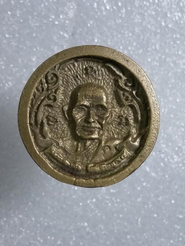 เหรียญหล่อล้อแม๊กหลวงพ่อเงิน รุ่นพิเศษ    เคาะเดียวครับ 