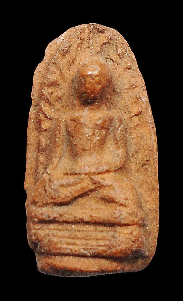 30บาท....พระรอดมหาวัน หลังดอกจันทร์ วัดมหาวัน จ.ลำพูน พิธีใหญ่ รุ่น 1200 ปี สร้างในปี 2528 ...593
