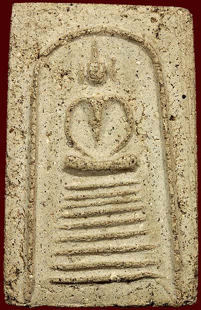 *สมเด็จ ๙ ชั้น หลังติดภาพ หลวงพ่อสงวน วัดไผ่พันมือ สุพรรณบุรี*