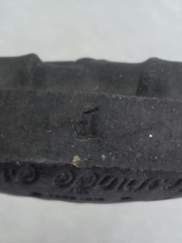 พระปิดตาจัมโบ้ติดจีวร หลวงพ่อปัญญา วัดโพธิสัมพันธ์ ชลบุรี  ตอกโค้ต     เคาะเดียวครับ