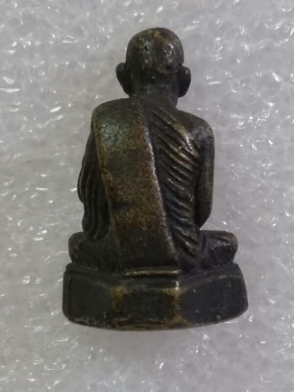 รูปหล่อพ่อปู่เขียน ไม่ทราบวัด   เคาะเดียวครับ