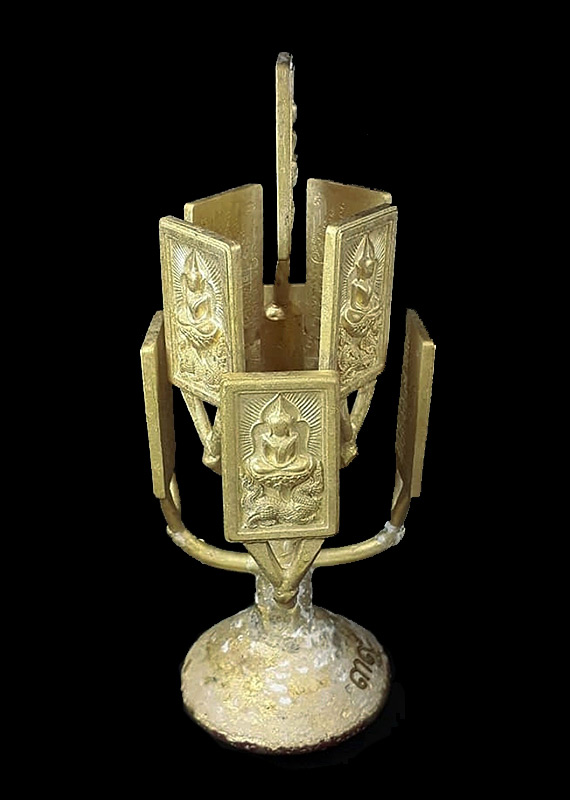 พระสมเด็จแหวกม่าน รุ่นอนันตทรัพย์ (แบบช่อ) พระอธิการใจ วัดพระยาญาติ จ.สมุทรสงคราม ปี2564