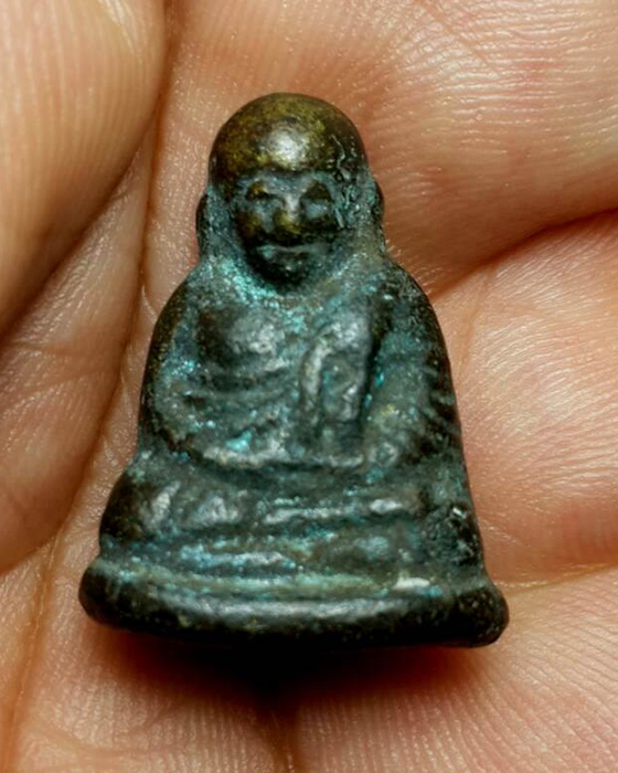 หลวงพ่อเงิน ฟ้าคำรณ ปี 2534 เนื้อเก่า สวยแท้ดูง่าย 