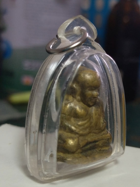 หลวงพ่อเงิน ปืนแตก เศียรโต