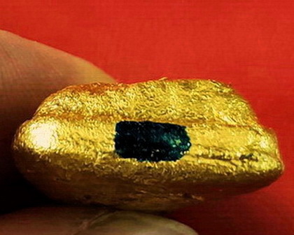 พระปิดตา หลวงพ่อเล็ก วัดสันติคิรีศรีบรมธาตุ(วัดเขาดิน) จ.กาญจนบุรี พิมพ์กรรมการปิดทองเดิม สวยมากค่ะ